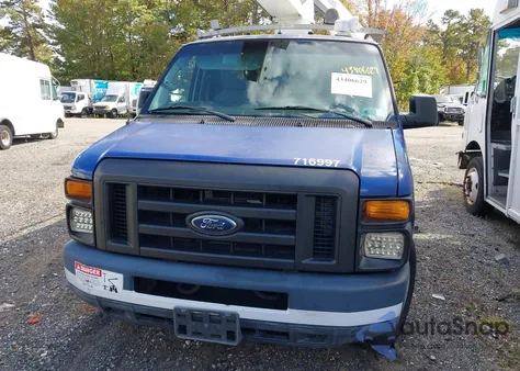 2011 Ford E-350 Super Duty Commercial z USA, uszkodzony, nr VIN 1FTSE3EL1BDB39192